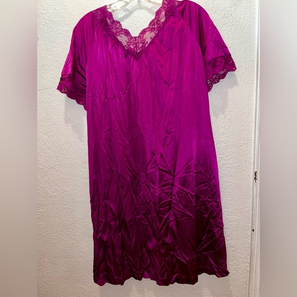 Vintage Purple Lace Nightgown Modest Romantic - Picture 3 of 4